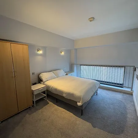 2 Bedroom Apartamento Mánchester