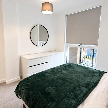 Apartamento 2br Salford Haven With Balcony In Greater *