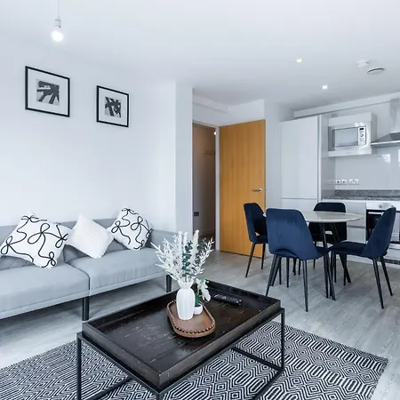 Modern 1-bed Sleeps 4 Free Parking Apartamento