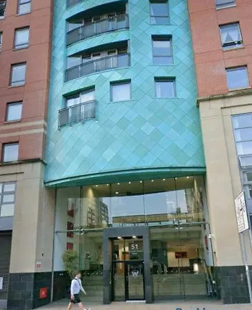 Oxford Rd Skyline 2br Centre Retreat -