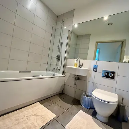 Apartment Modern Lux 2 Bedroom Flat Centre