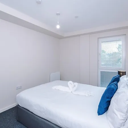 Spacious 2bdr With Modern Comfort Sleeps 4 Apartment