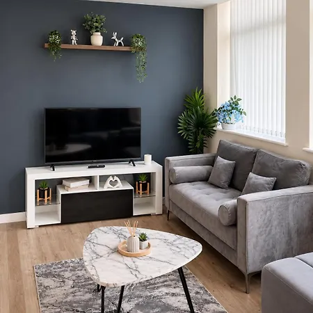 Modern Escape Old Trafford Long Apartment Manchester