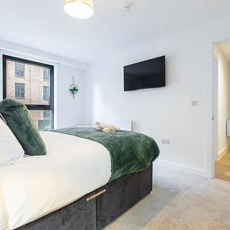 Apartamento Spacious Berkeley Square - 3br & 2ba Mánchester