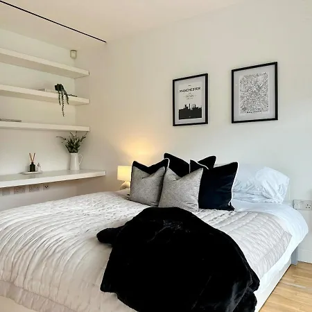 Stylish 1 Bed Flat