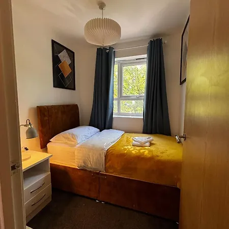 Homely Townhouse 4br, Sleeps 9, Centre Mánchester