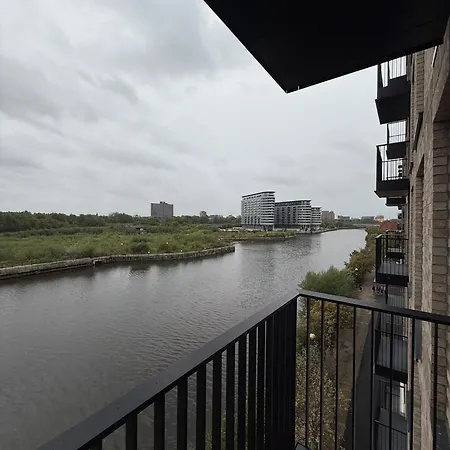 Apartamento 3 Bedroom With River Views
