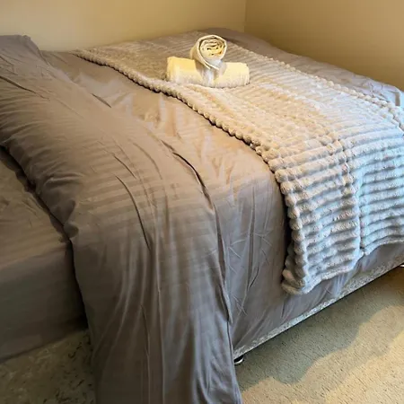 Apartamento North 2-bed Sleeps 4 With Parking Mánchester