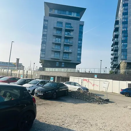 Water Front Manchester, Luxury 2br Ensuite Gym &cinema Apartamento *