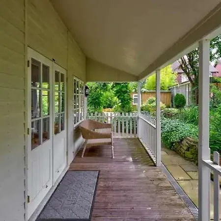 Garden In Victoria Park - Free Parking Apartamento *