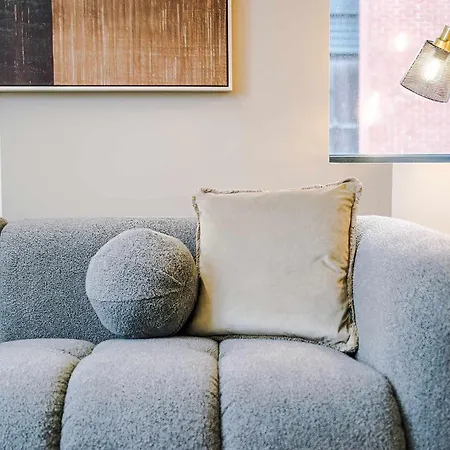 Apartment Stylish - Fast Wi-fi & Access