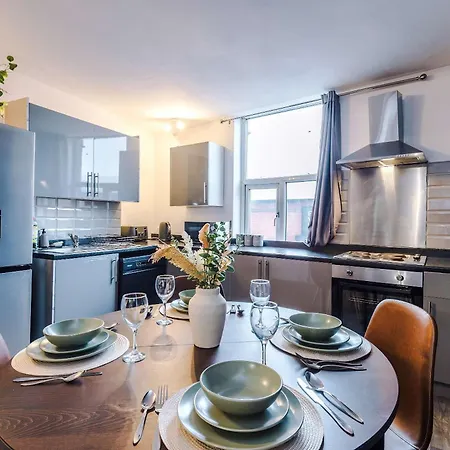 2 Bed Free Parking Sleeps 4 * Mánchester