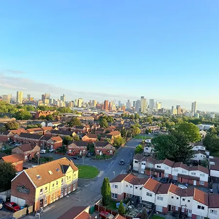 M C R Skyline View 2-br W Free Parking *