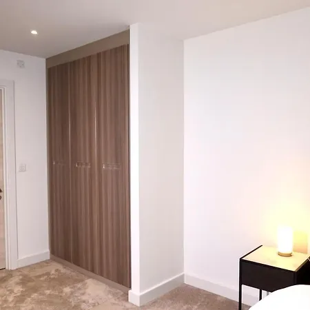 Apartamento Luxury 2br Ensuite Gym Terrace Bath Workspace