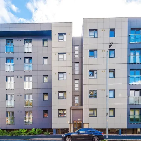 Apartment Spacious 2bdr With Modern Comfort Sleeps 4 Manchester
