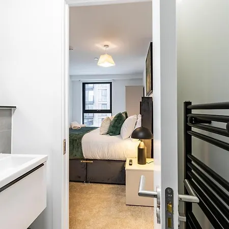 Apartamento Modern 3br Retreat In Manchester, Sleeps 6 *
