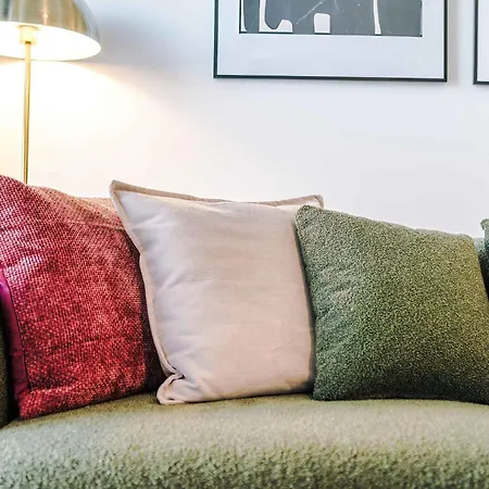 Cosy 1br With Gym & Co-working Near Centre Apartment