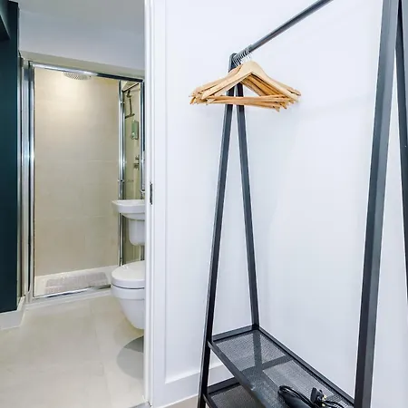 Apartment Modern - Fast Wi-fi & Access