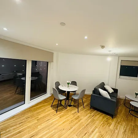 Water Front Manchester, Luxury 2br Ensuite Gym &cinema Mánchester