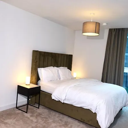 Apartamento Luxury 2br Ensuite Gym Terrace Bath Workspace *