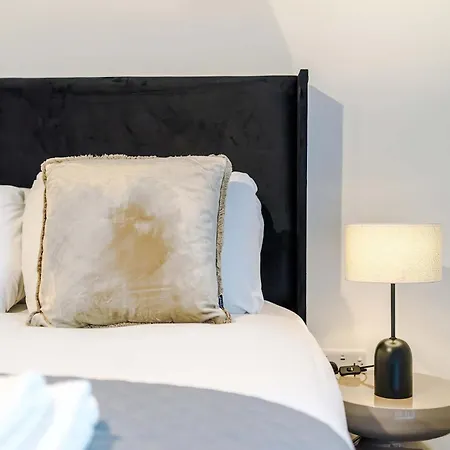 Stylish 2br With Secure Parking * Mánchester