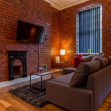 Arena Aparthotel 4*