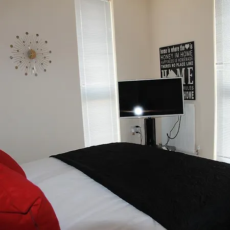 Sweet Homes 4* Manchester