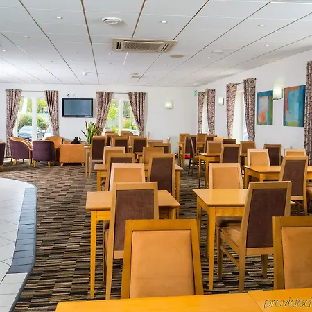 Express East By Ihg 3*