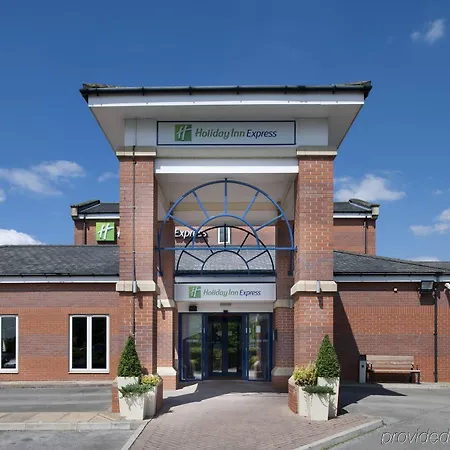 Express East By Ihg Szálloda 3*