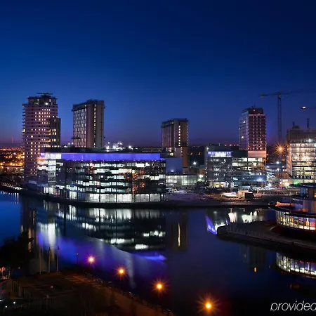Manchester-mediacityuk By Ihg מלון סלפורד