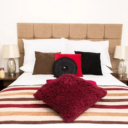 Отель Trivelles Mayfair 3*