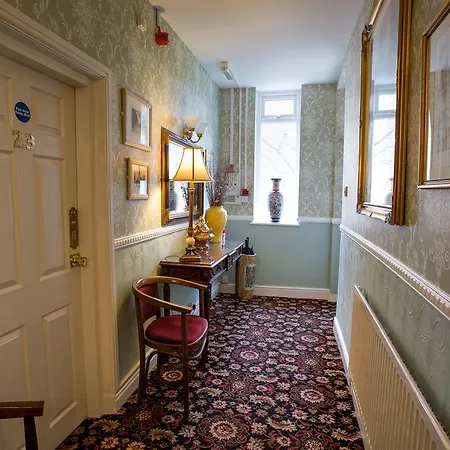 Guest house The Ascott