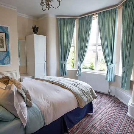 Guest house The Ascott