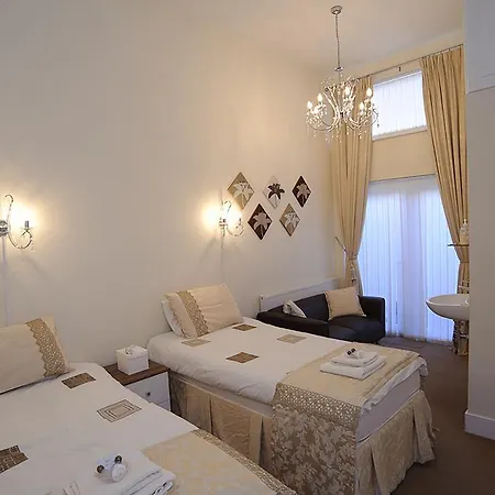 Apartment Park Hall Manchester