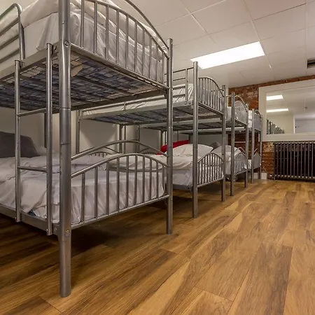 Ashton House Hostel