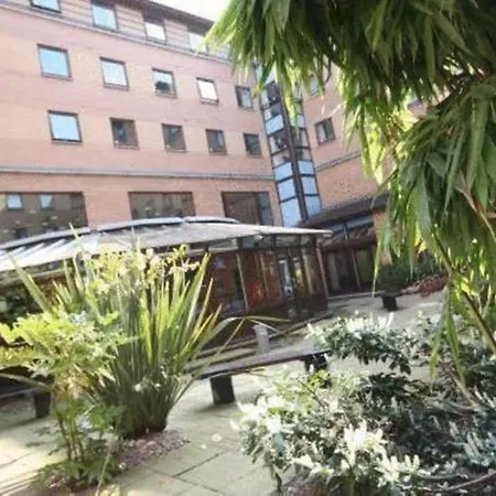 Weston Hall - Halls Of Hotel 2*