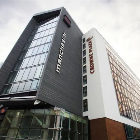 Hotel Crowne Plaza Centre By Ihg 4*