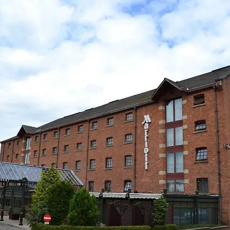 Marriott Victoria &