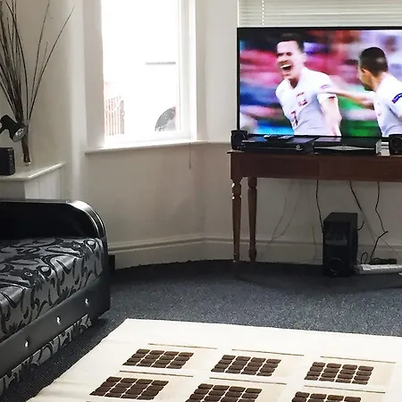 South Contractors Townhouse * Manchester