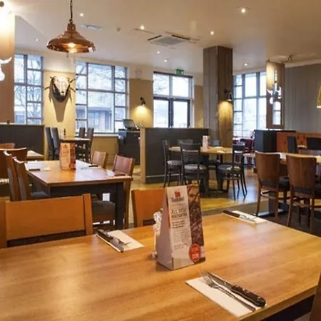 Premier Premier West Didsbury مانشستر