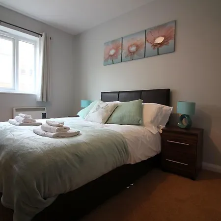 Diamond - The Trafford Apartment