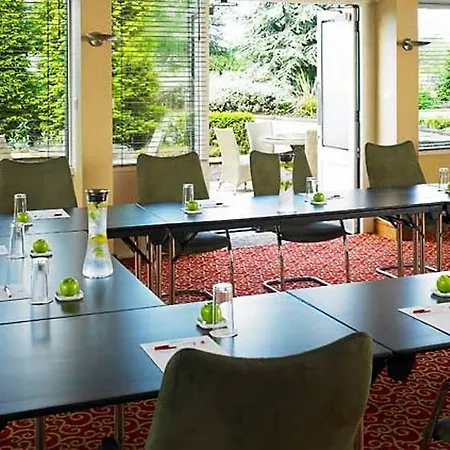Marriott Victoria &