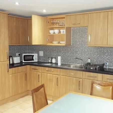 Apartment City Apartments - Gorton *