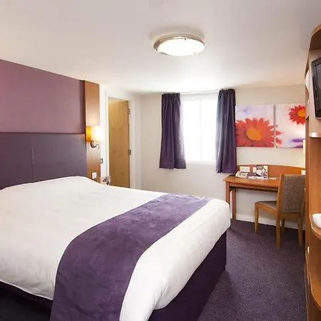 Premier Manchester Hotel 3*