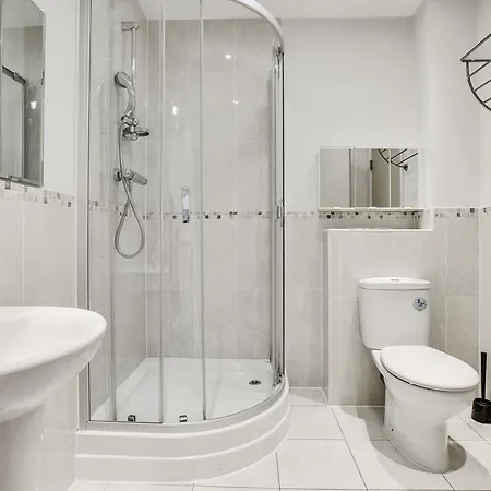 Asa Town Houses Holiday home Salford (Greater Manchester)