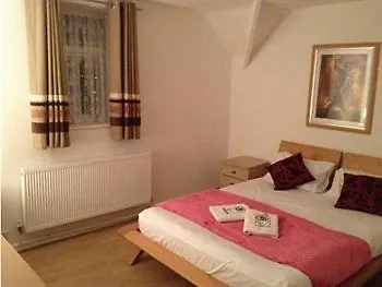 Hendham House Гостевой дом Манчестер
