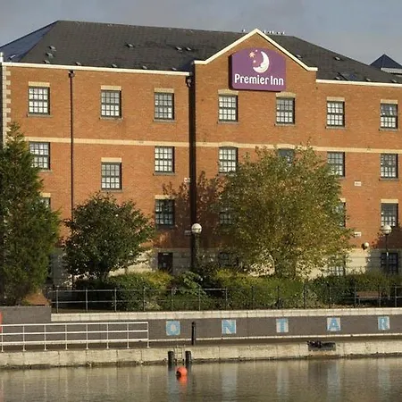Premier Salford Quays 3*