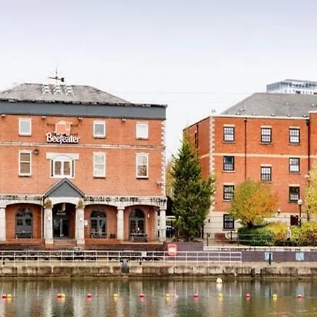 Premier Manchester Salford Quays 3* 索尔福德