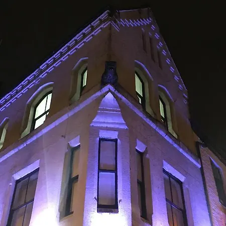 City Pads Apartment *