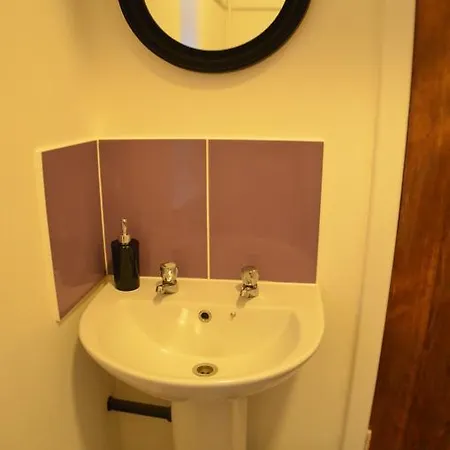 Sandy House Pensión *